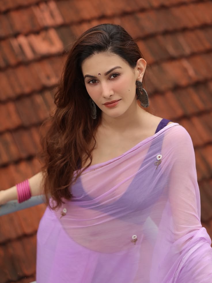 Rajkot Housewife  Available Home Pick Up Service Anytime in Rajkot