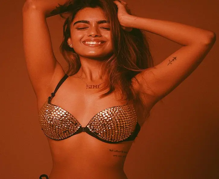 Model Call Girls Available 24 Hours For Men And Couples in Zirakpur